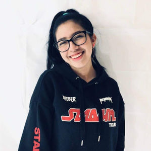 Meet your Posher, Danna